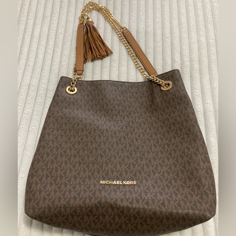 Micheal Kors Purse
